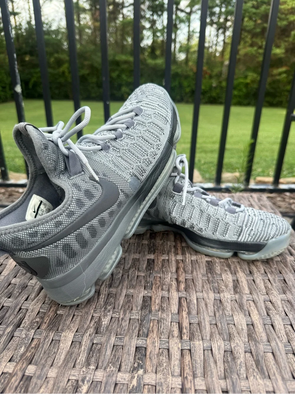 Nike men’s sneakers